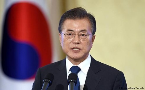 Presiden Republik Korea berkomitmen akan berupaya untuk menormalisasikan hubungan dengan Tiongkok - ảnh 1