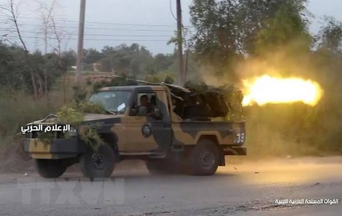 Libia: LNA memperhebat aktivitas serangan di Ibukota Tripoli - ảnh 1