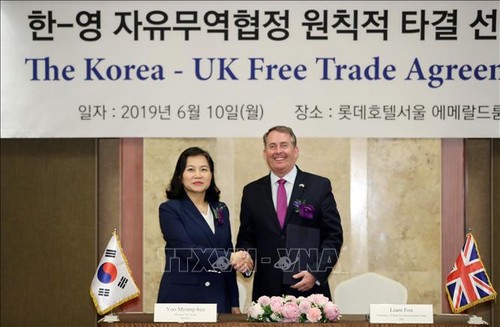 Republik Korea dan Inggris mencapai permufakatan pendirian prinsipil tentang FTA - ảnh 1