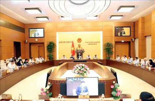 Acara pembukaan persidangan ke-36 Komite Tetap MN Vietnam angkatan XIV - ảnh 1