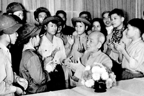 Pikiran Presiden Ho Chi Minh tentang pembaruan pendidikan dan pelatihan - ảnh 1
