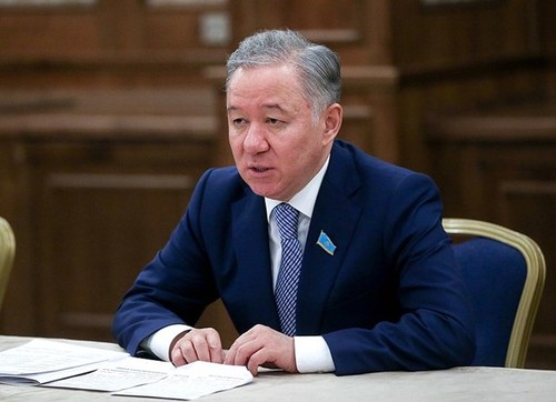  Ketua Majelis Rendah Republik Kazakhstan, Nurlan  Nigmatulin Memulai Kunjungan Resmi di Vietnam  - ảnh 1