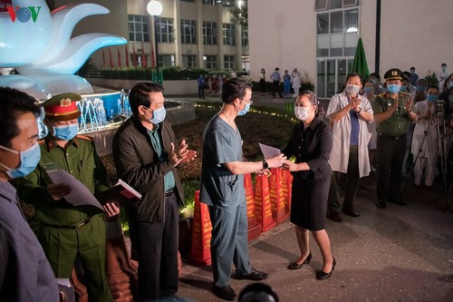  Rumah sakit Bach Mai, Kota Hanoi menyelesaikan waktu isolasi - ảnh 1