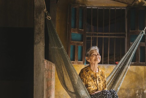 Kehidupan sehari-hari di Vietnam Tengah di majalah asing - ảnh 4