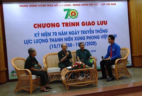 Sarasehan peringatan ultah ke-70 Hari Tradisi Pasukan Pemuda Penggempur Vietnam - ảnh 1