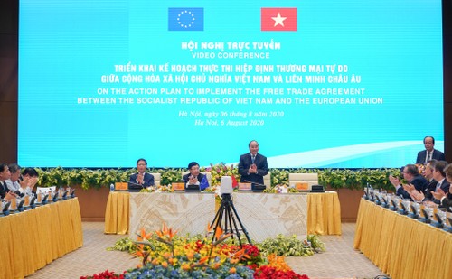 PM Vietnam, Nguyen Xuan Phuc memimpin konferensi nasional secara virtual tentang penggelaran EVFTA - ảnh 1