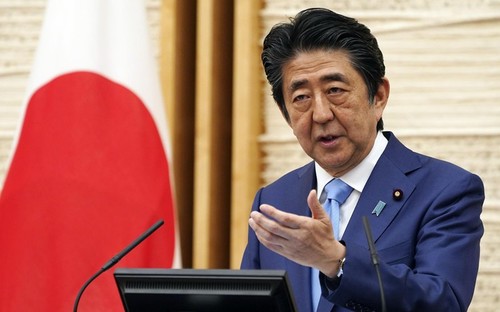 Vietnam menilai tinggi semua sumbangan yang diberikan PM Jepang, Abe Shinzo terhadap perkembangan hubungan Vietnam-Jepang - ảnh 1