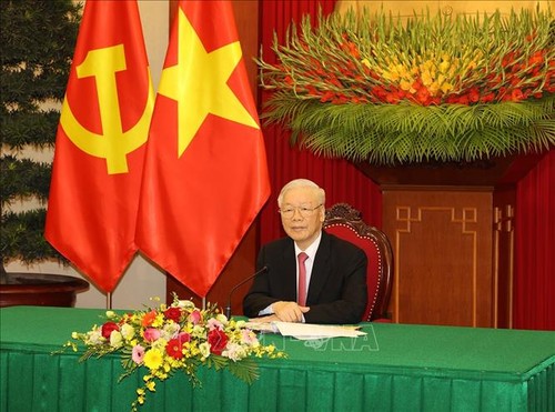 Sekjen KS PKV, Nguyen Phu Trong Lakukan Pembicaraan Telepon dengan Sekjen, Presiden Tiongkok, Xi Jinping - ảnh 1