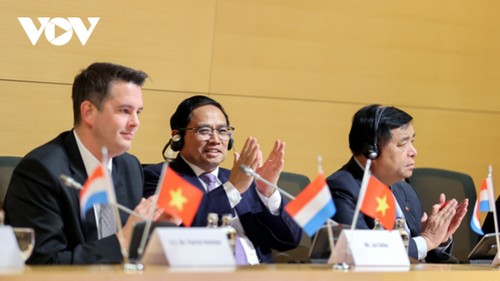PM Pham Minh Chinh Hadiri Forum Badan Usaha Vietnam-Luksemburg - ảnh 1