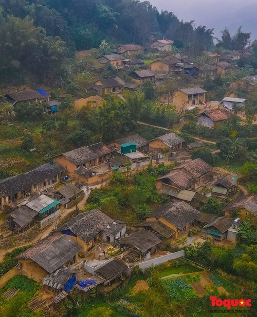 Menjelajahi Desa Kuno Thien Huong, Provinsi Ha Giang - ảnh 3