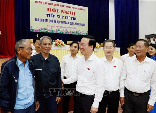 Presiden Vietnam, Vo Van Thuong Lakukan Kontak dengan Para Pemilih Kota Da Nang - ảnh 1