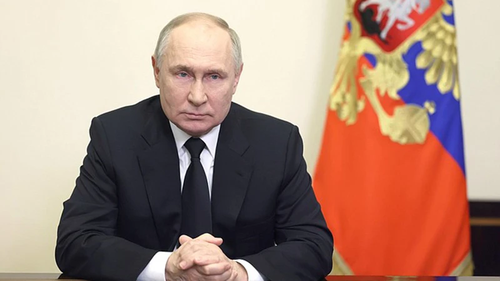 Presiden Rusia Menyatakan Tgl 24 Maret Sebagai Hari Belasungkawa Nasional setelah Serangan Teror di Moskow - ảnh 1