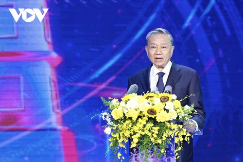 Presiden Vietnam, To Lam: Pers Vietnam Dorong Kuat Transformasi Digital dan Inovasi Kreatif - ảnh 1