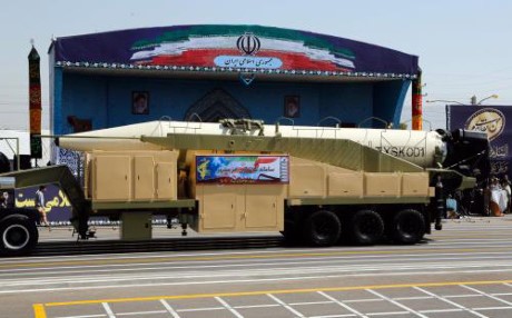 Iran tests new ballistic missile - ảnh 1