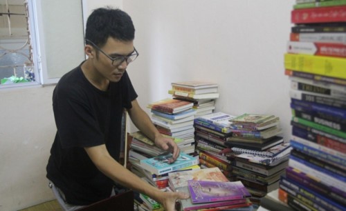Vietnamese  student devotes his youth to spreading kindness - ảnh 1