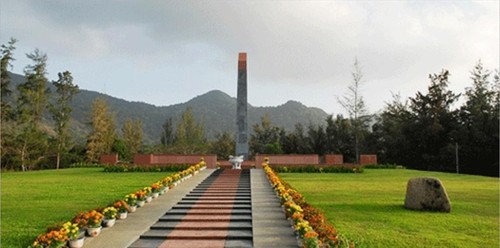 Посещение комплекса революционно-исторических памятников в Кондао - ảnh 5