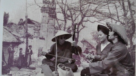 «Трамвайный сам» - уличная культура Ханоя - ảnh 3