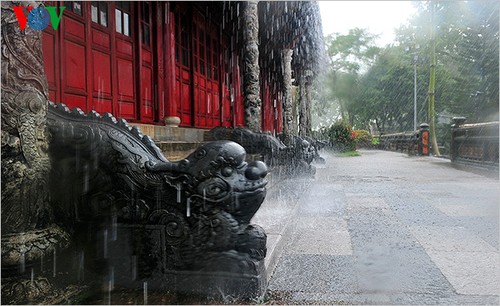 Дожди в бывшей столице Хюэ - ảnh 3