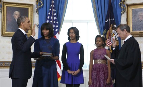 Обама официально вступил в должность президента США во второй раз - ảnh 1