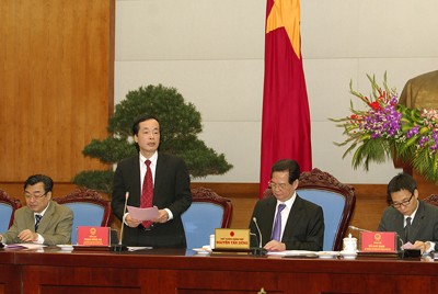 Премьер-министр провел рабочие встречи с руководителями Дакнонга и Намдиня - ảnh 2
