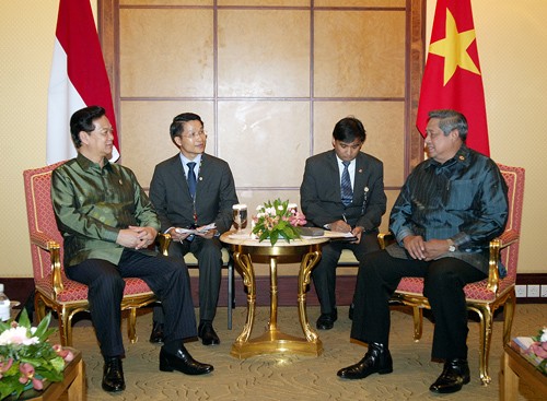 Деятельность премьер-министра Нгуен Тан Зунга на 22-м саммите АСЕАН - ảnh 1