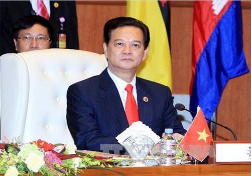 Премьер-министр Нгуен Тан Зунг завершил участие в 22-м саммите АСЕАН и отбыл из Брунея - ảnh 1