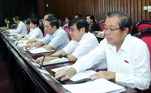 Вьетнамский парламент принял три закона и два постановления - ảnh 1