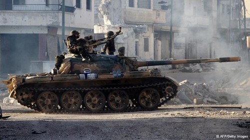 Страны поставляют тяжелую военную технику сирийской оппозиции - ảnh 1