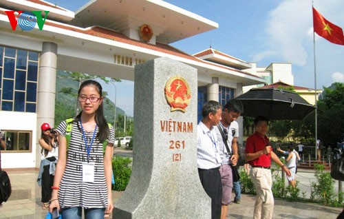Продолжаются мероприятия в рамках Летнего лагеря Вьетнама-2013 - ảnh 1