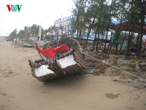 Вьетнамские провинции прилагают усилия для ликвидации последствий тайфуна «Мангхут» - ảnh 1