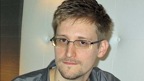 Великобритания заставляет «Guardian» уничтожить материалы Сноудена - ảnh 1