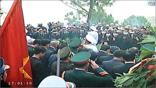 Вo Вьетнаме состоялись церемонии прощания с генералом армии Во Нгуен Зяпом - ảnh 34