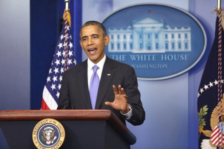 Обама подписал законопроект о повышении долгового "потолка" - ảnh 1