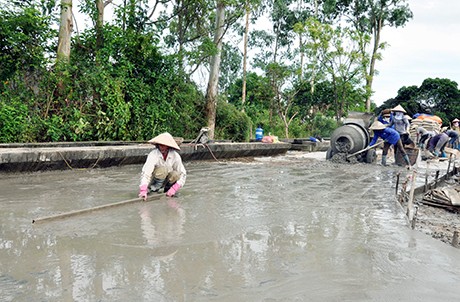Жители общины Куангтхинь отдают часть своей земли для строительства новой деревни - ảnh 4