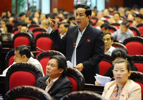 Вьетнамский парламент принял Постановление о госбюджете на 2014 год - ảnh 1