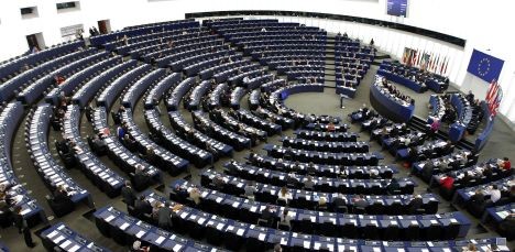 Европарламент принял бюджетный план ЕС на 2014-2020 годы - ảnh 1