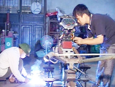 Хоанг Ван Тханг – человек, успешно совершенствовавший доступное по цене сельскохозяйственное орудие - ảnh 1