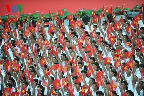 Военный парад в честь 40-летия cо Дня воссоединения Вьетнама - ảnh 3