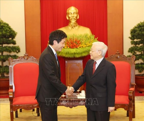 Нгуен Фу Чонг принял специального советника премьер-министра Японии - ảnh 1