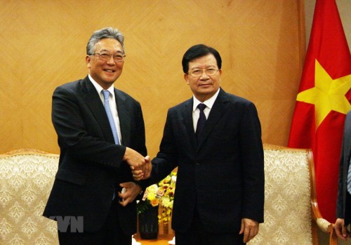 Вице-премьер Вьетнама принял директора японской корпорации Марубени - ảnh 1