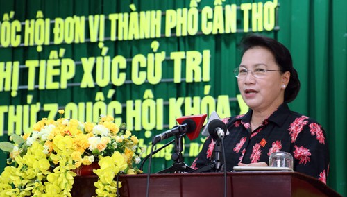 Председатель Нацсобрания Вьетнама встретилась с избирателями - ảnh 1