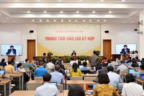 В ходе 8-й сессии Нацсобрания Вьетнама состоятся слушания по 4 темам - ảnh 1