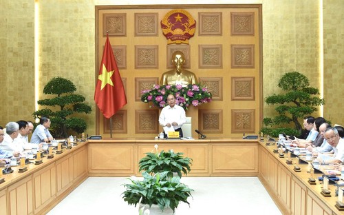 Нгуен Суан Фук отметил важность защиты отечественных предприятий  - ảnh 1