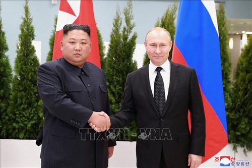 Лидеры России и КНДР обменялись поздравлениями по случаю Дня независимости Кореи - ảnh 1