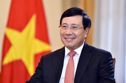 Вьетнам гордится своим путем обновления и развития - ảnh 2