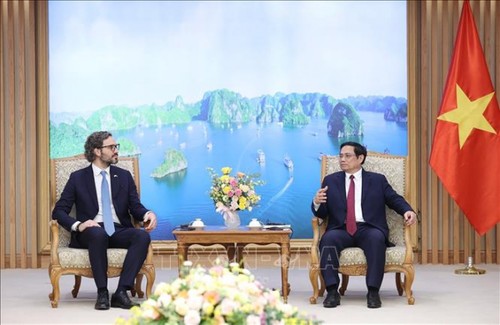 Вьетнам придает большое значение традиционным отношениям дружбы и всеобъемлющего партнерства с Аргентиной - ảnh 1