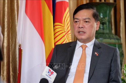 Создание нового импульса для развития отношений Вьетнама с Сингапуром и Брунеем - ảnh 2