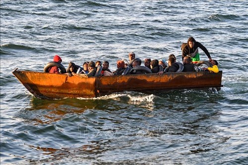 19 человек погибли при попытке переплыть из Туниса до Италии по Средиземному морю - ảnh 1