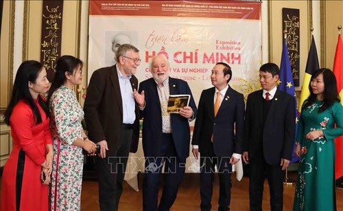 133-я годовщина со дня рождения президента Хо Ши Мина: Бельгийские ученые восхваляют великого вождя вьетнамского народа - ảnh 2