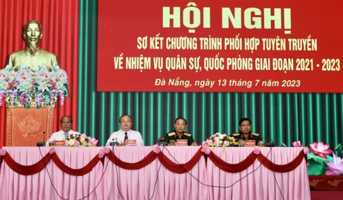 Радио «Голос Вьетнама» предоставляет оперативную и достоверную информацию о вооруженных силах 5-го военного округа - ảnh 1